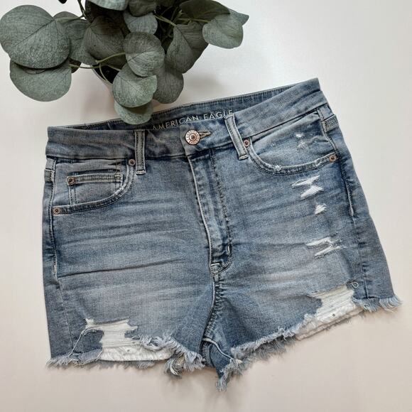 American Eagle | Super Stretch Distressed Curvy Hi-Rise Shortie Shorts - Picture 1 of 5